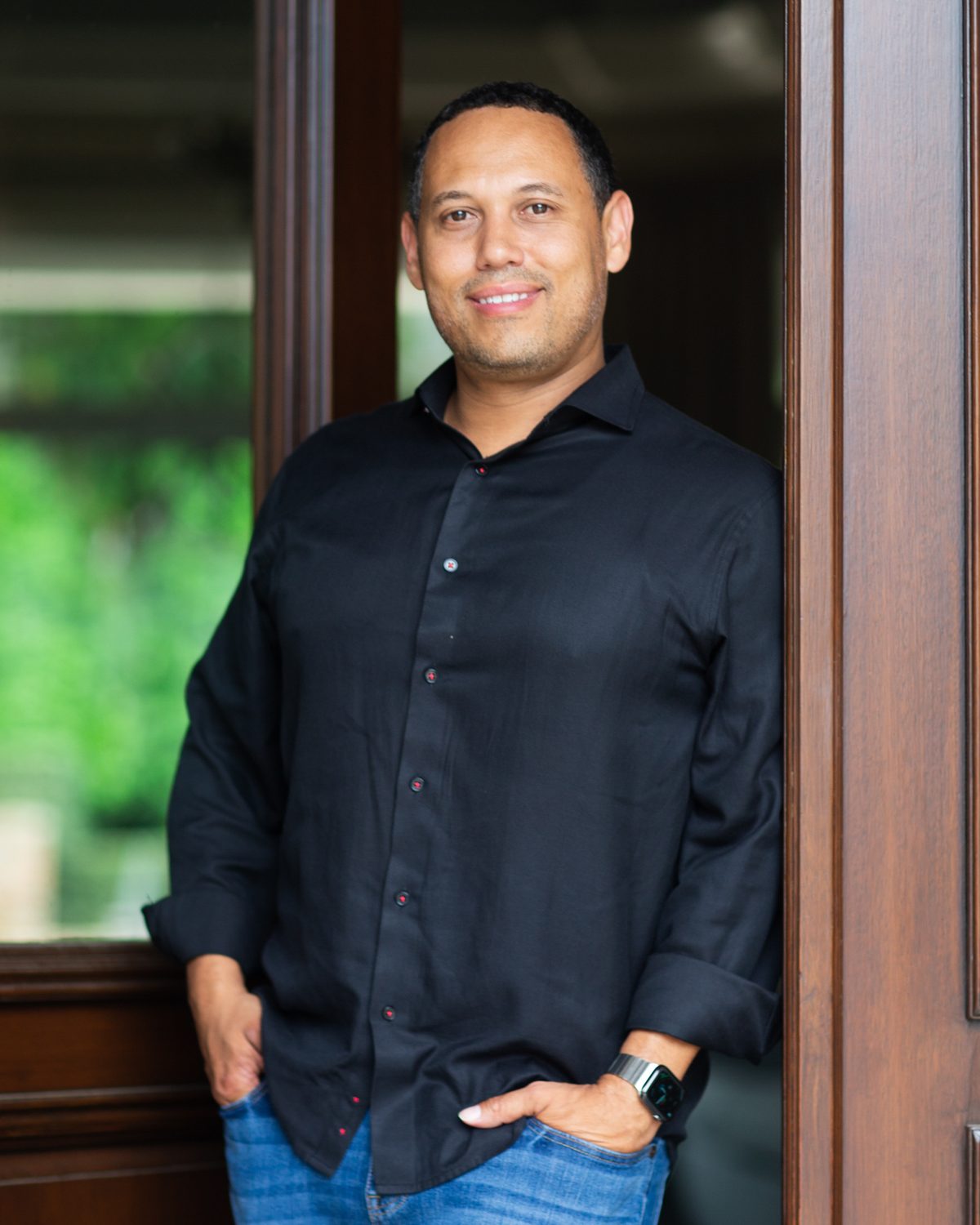 Kismet Davis, owner and lead photographer of Orlando Home Photography